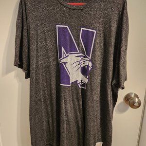 NORTHWESTERN UNIVERSITY WILDCATS T-SHIRT